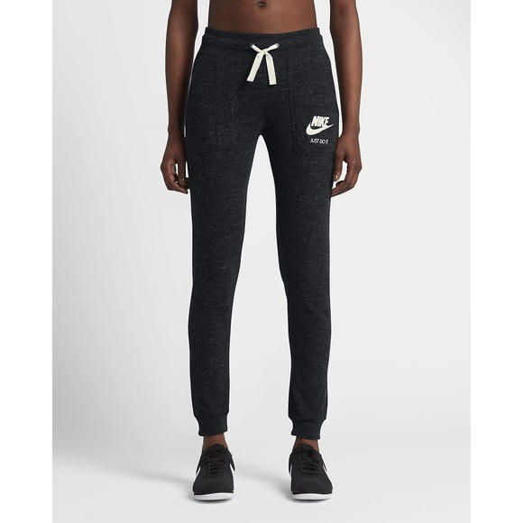 SOLD  Nike Sportswear Womens Pants Large - Picture 1 of 3